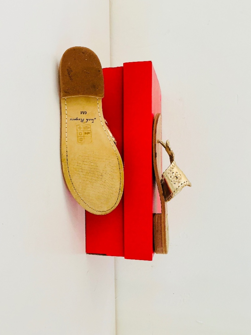 Jack Rogers Original Navajo Sandals – Metallic Gold – Size 6M